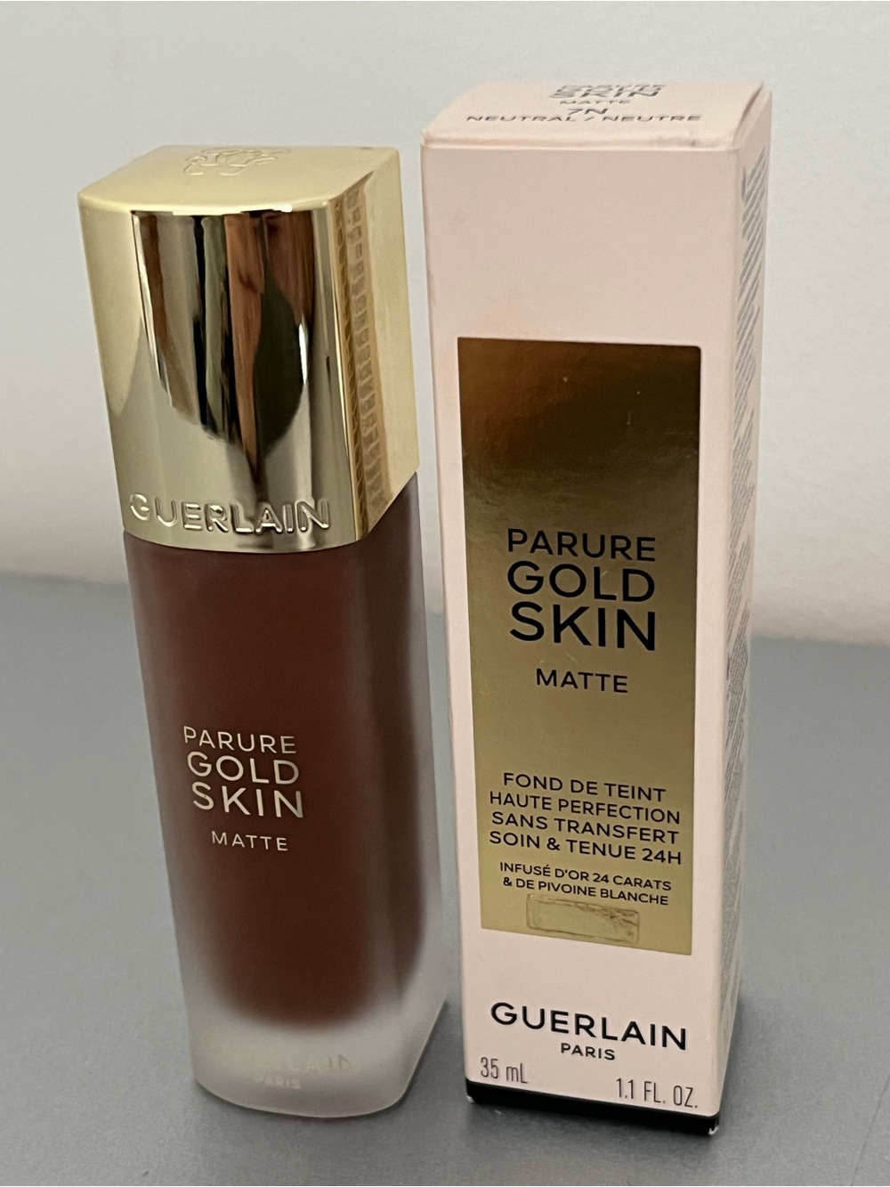 GUERLAIN Parure Gold Skin Matte Foundation — 7N Neutral 35ml